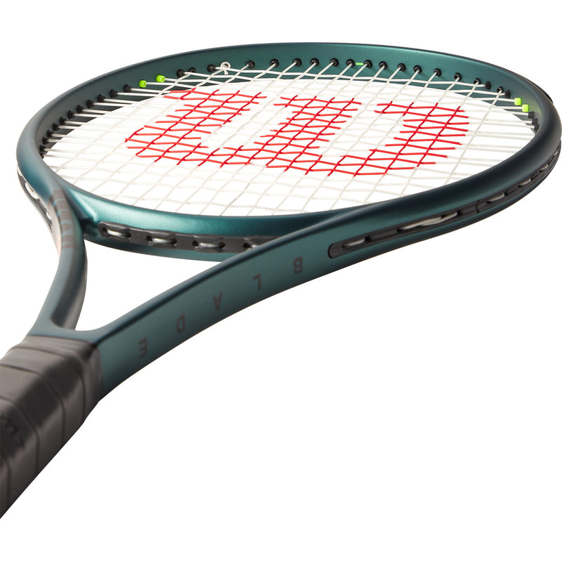 Wilson Blade 100UL V9 Tennis Racket