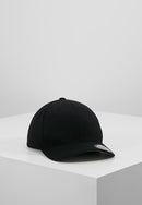Flexfit Brushed Twill cap